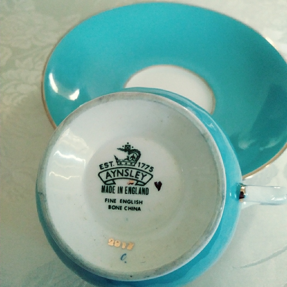 Tea Cup and Saucer Set turquouse